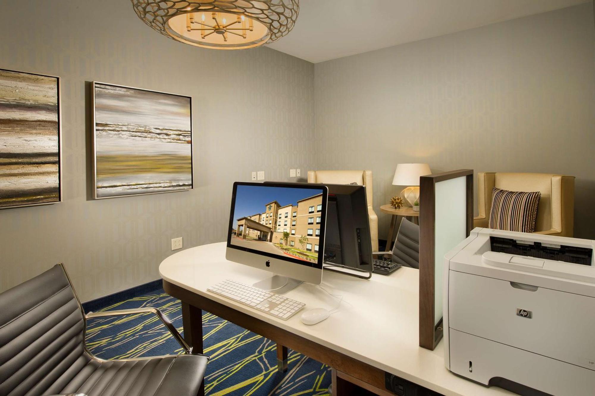 Homewood Suites By Hilton Midland Exteriér fotografie